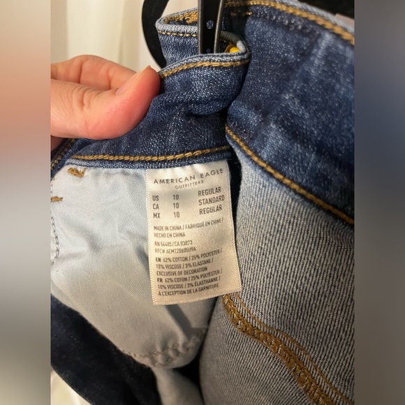 American Eagle sz10, Great Condition, NE(X)T Level Stretch, HI-Rise Jegging Crop - Picture 4 of 5